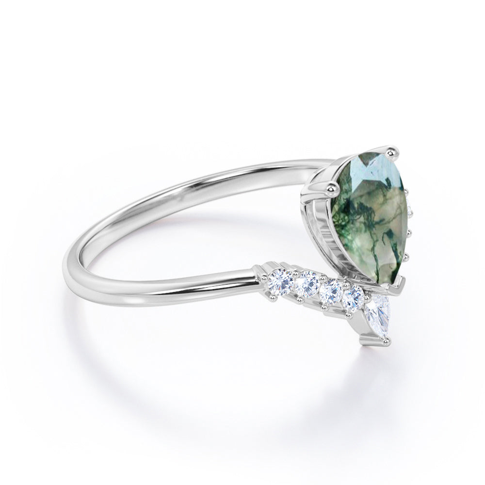 Art deco V-shaped 1.15 carat tear drop shaped Moss Agate and diamond tiara inspired promise ring in Black gold