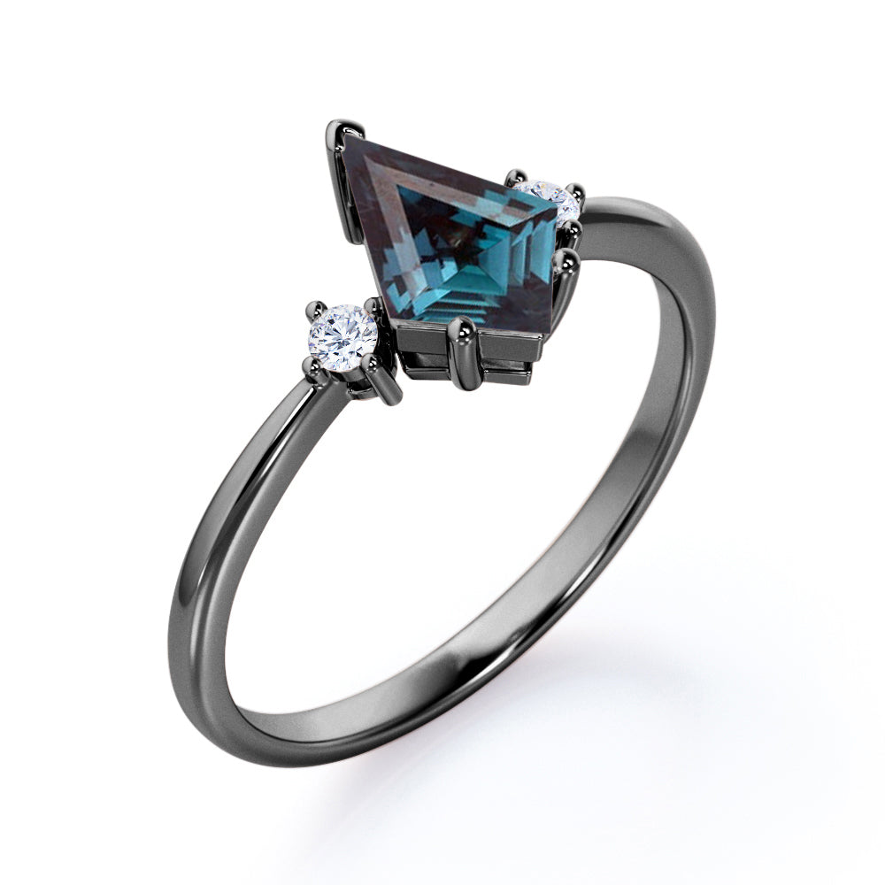 Triple stone 1 carat Kite shaped Alexandrite and diamond classic art deco engagement ring in Rose gold