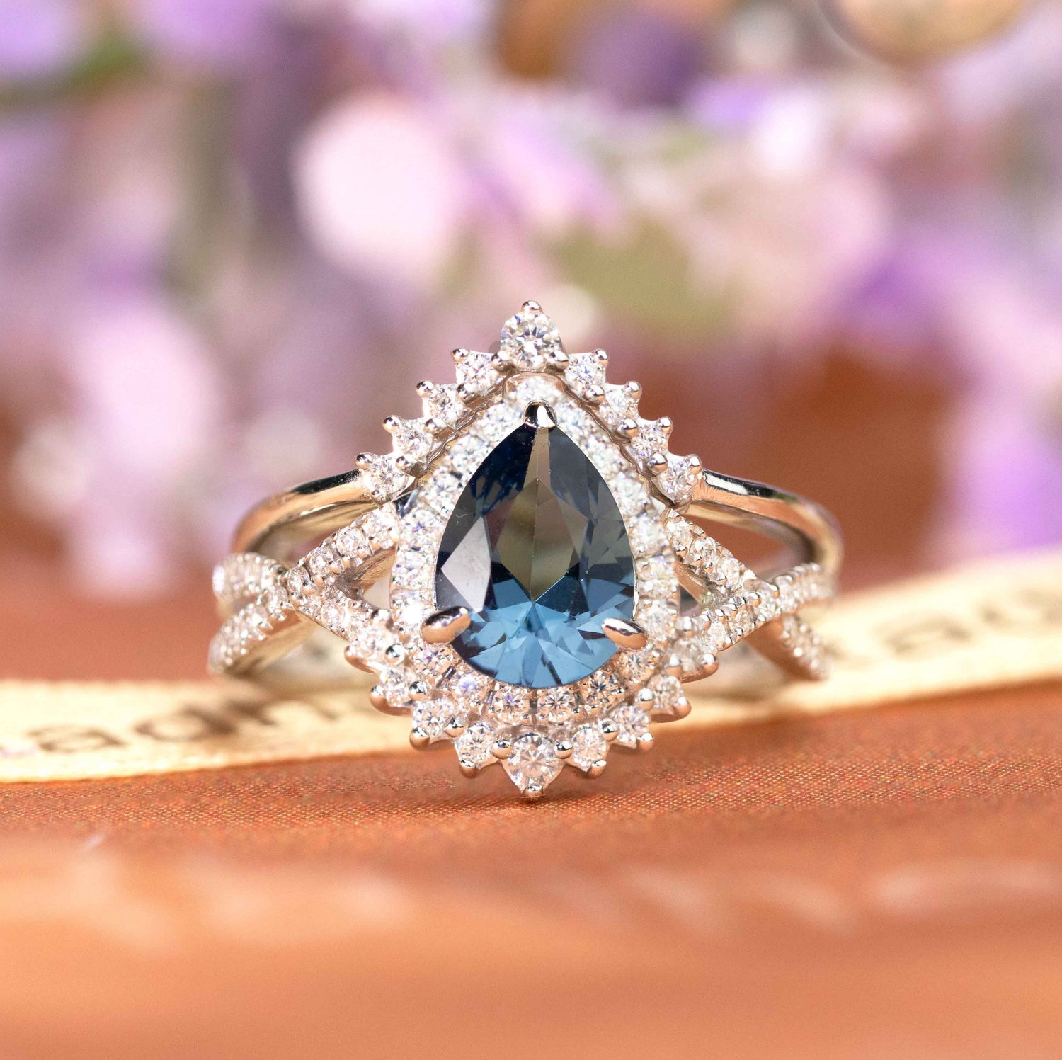 Nesting Rings Nesting wedding rings 60 photos - Astyledwedding.com