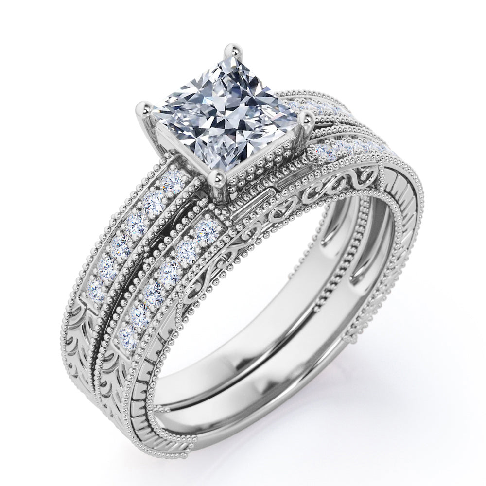Elegant 0.69 carat Princess cut Diamond Filigree Vintage Half eternity Wedding ring set in Gold